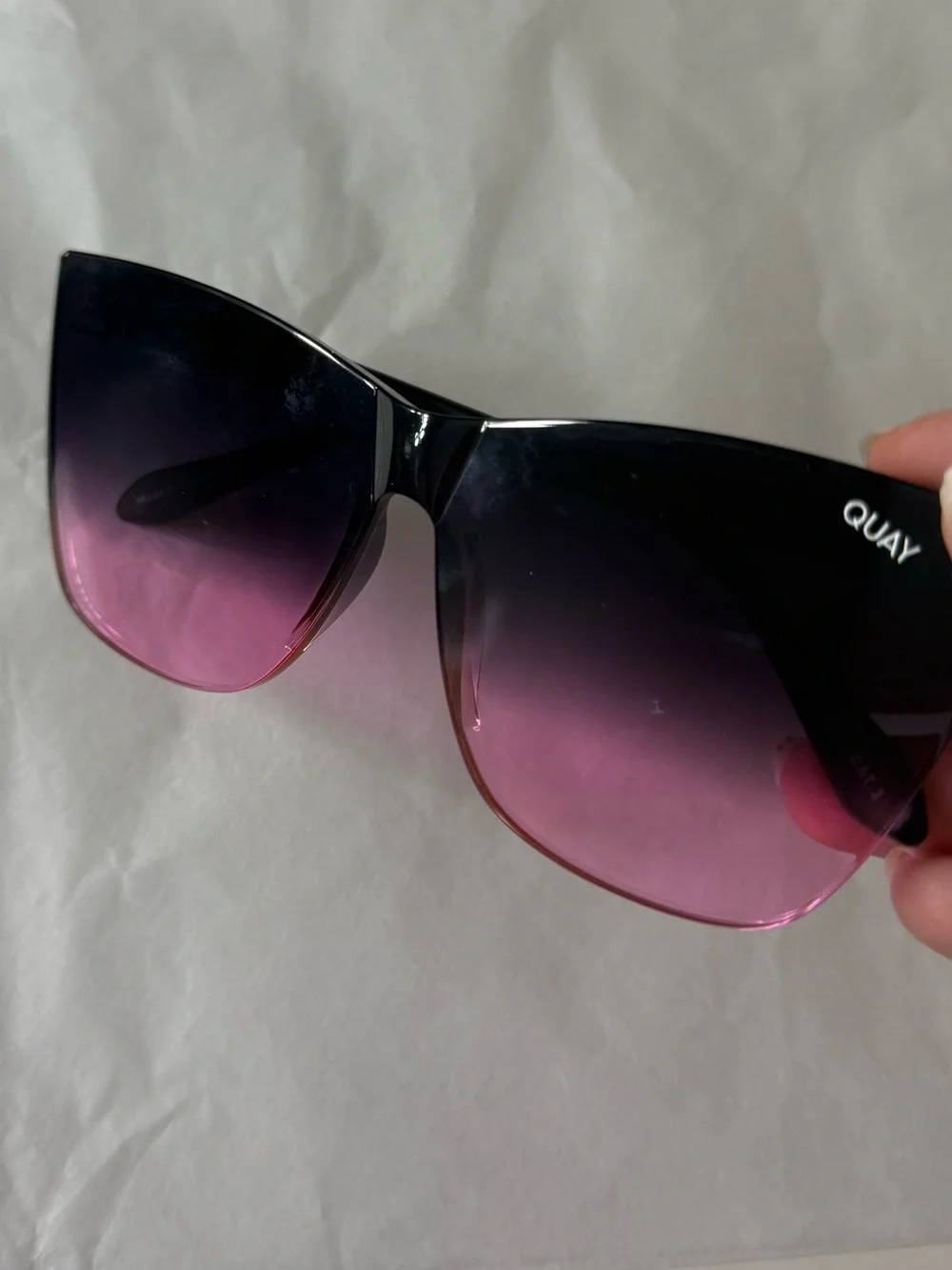 QUAY Come Thru Sunglasses Matte Black Frame Black Pink Lens Oversized Shield